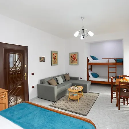 Appartamento Lungomare - By Eka Luxury *