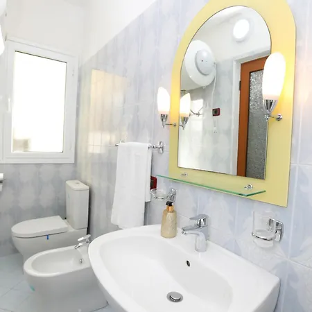 Appartamento Lungomare - By Eka Luxury